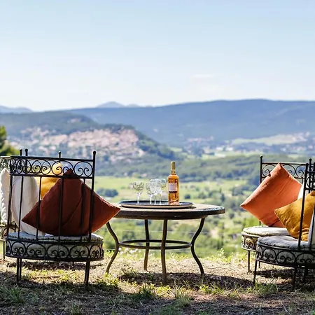 Lodges Park Castellet Provence: Vineyard Gites Near Beaches and F1 Circuit Le Beausset Exterior photo